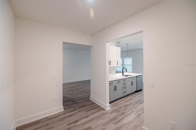 1420 LAKEFRONT DRIVE 6413, Sarasota, FL 34240