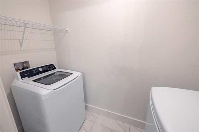 1420 LAKEFRONT DRIVE 6413, Sarasota, FL 34240