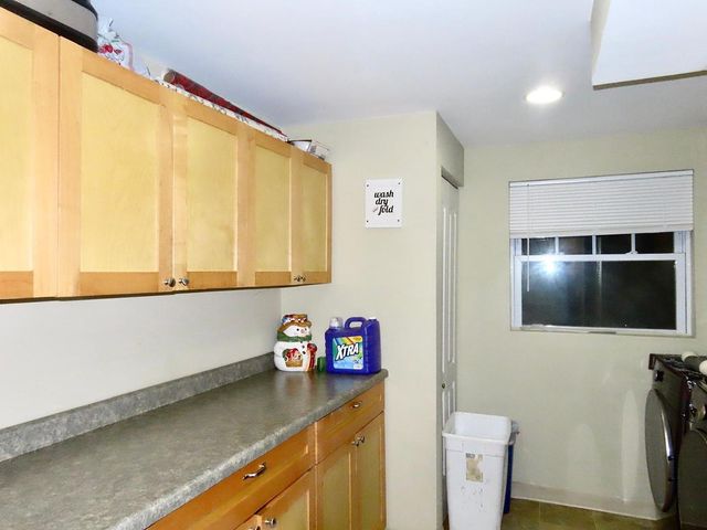 36 Red Haw Lane, Lake Zurich, IL 60047
