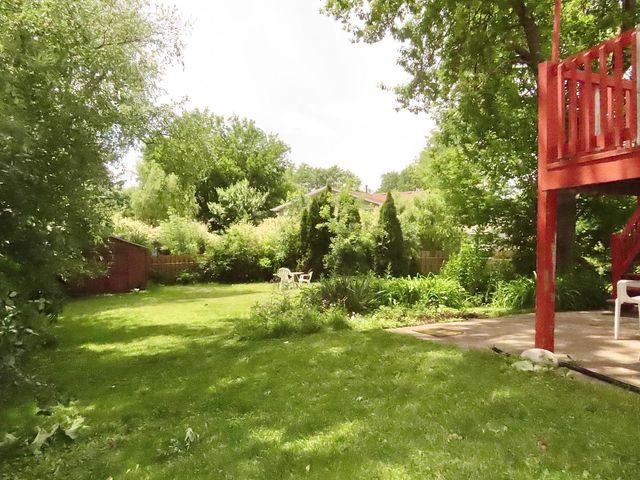 36 Red Haw Lane, Lake Zurich, IL 60047
