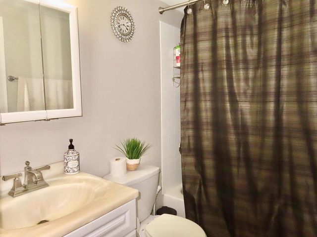 36 Red Haw Lane, Lake Zurich, IL 60047