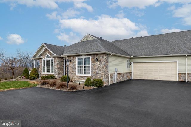 121 MIDWAY DR, Bellefonte, PA 16823