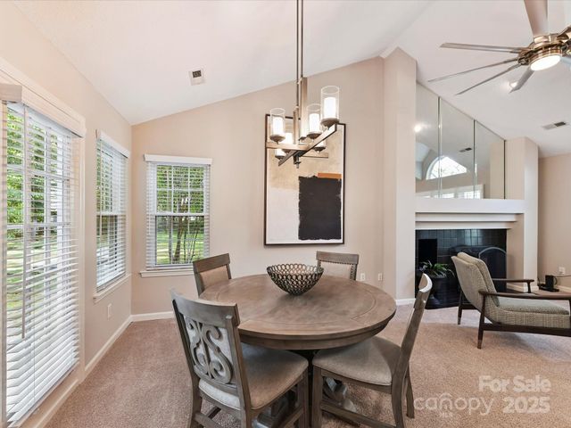 4222 Huntmeadow Drive, Charlotte, NC 28269