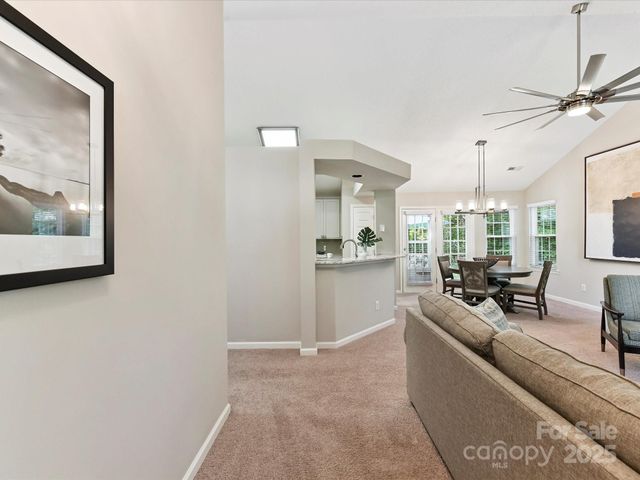 4222 Huntmeadow Drive, Charlotte, NC 28269