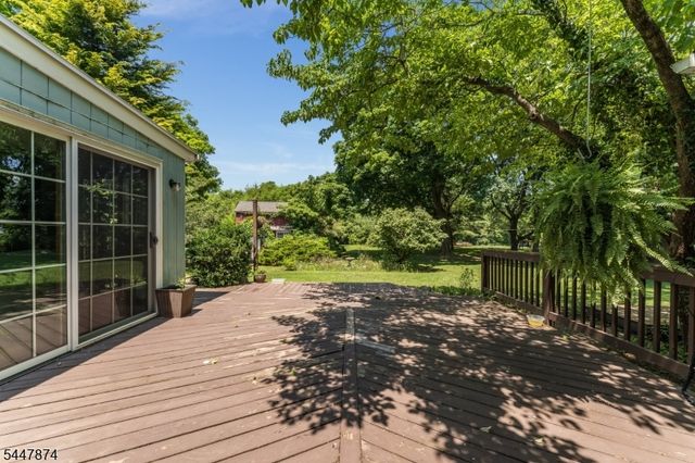 40 Sergeantsville Road, Raritan Twp., NJ 08822