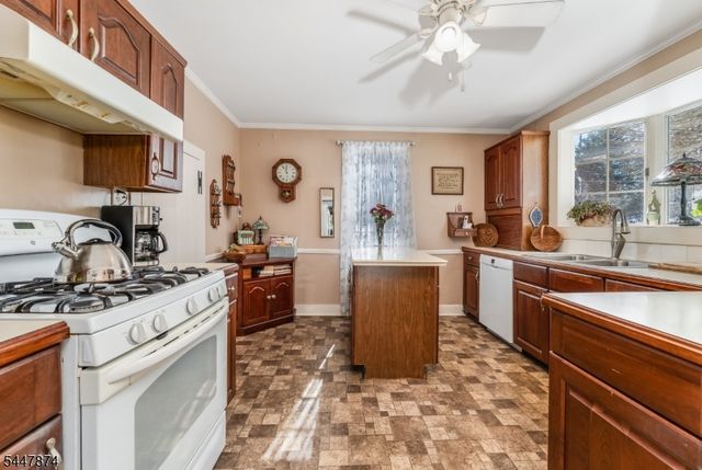 40 Sergeantsville Road, Raritan Twp., NJ 08822