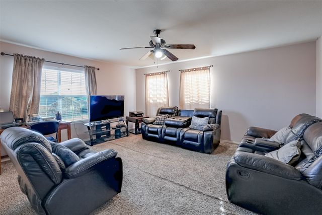 1411 Everglades Court, Arlington, TX 76002