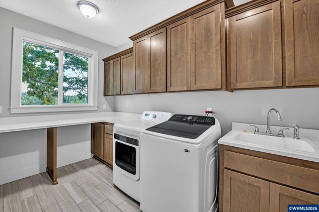 2274 Genesis Ct SE, Salem, OR 97306