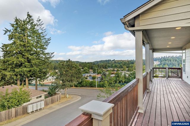 2274 Genesis Ct SE, Salem, OR 97306