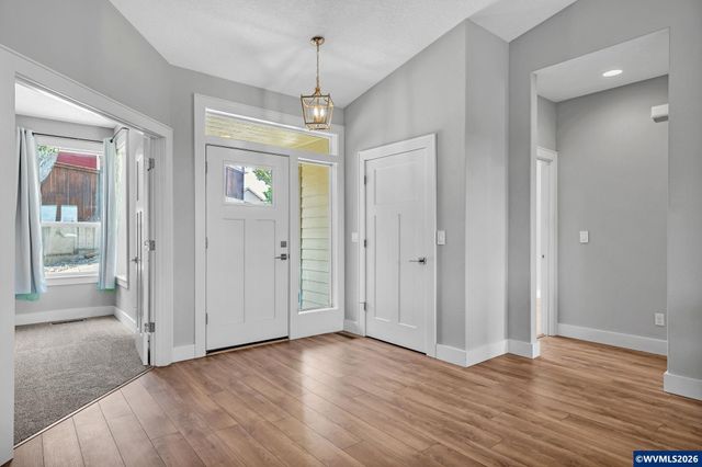 2274 Genesis Ct SE, Salem, OR 97306