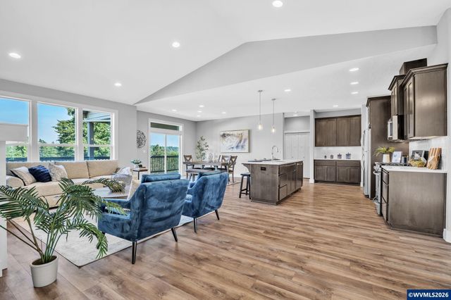 2274 Genesis Ct SE, Salem, OR 97306