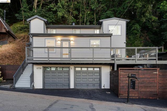 6756 Snake Road, Oakland, CA 94611