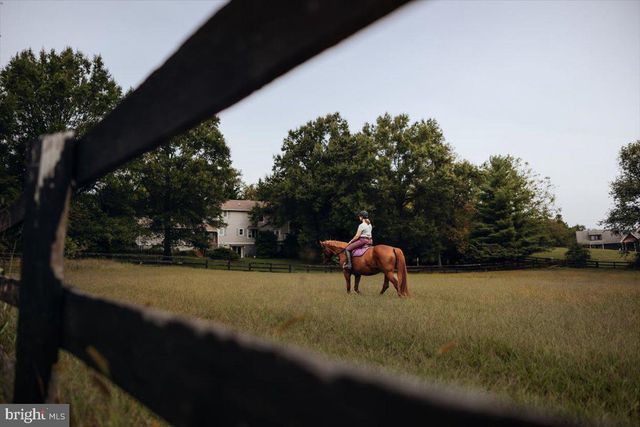 19606 RIDGESIDE RD, Bluemont, VA 20135