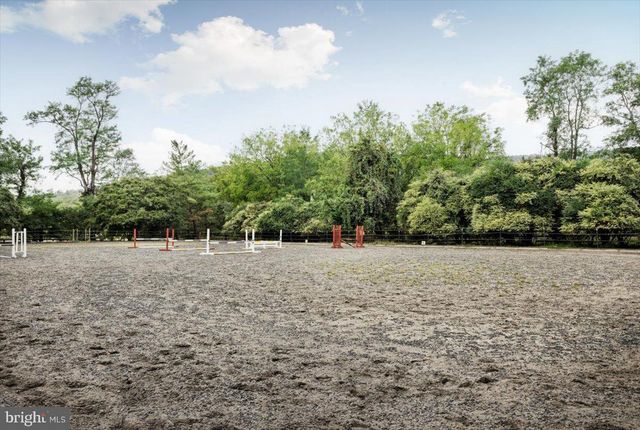 19606 RIDGESIDE RD, Bluemont, VA 20135