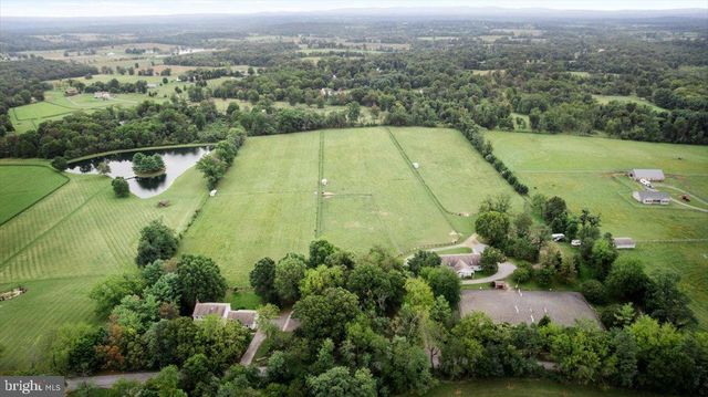 19606 RIDGESIDE RD, Bluemont, VA 20135