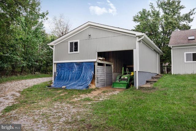 19606 RIDGESIDE RD, Bluemont, VA 20135