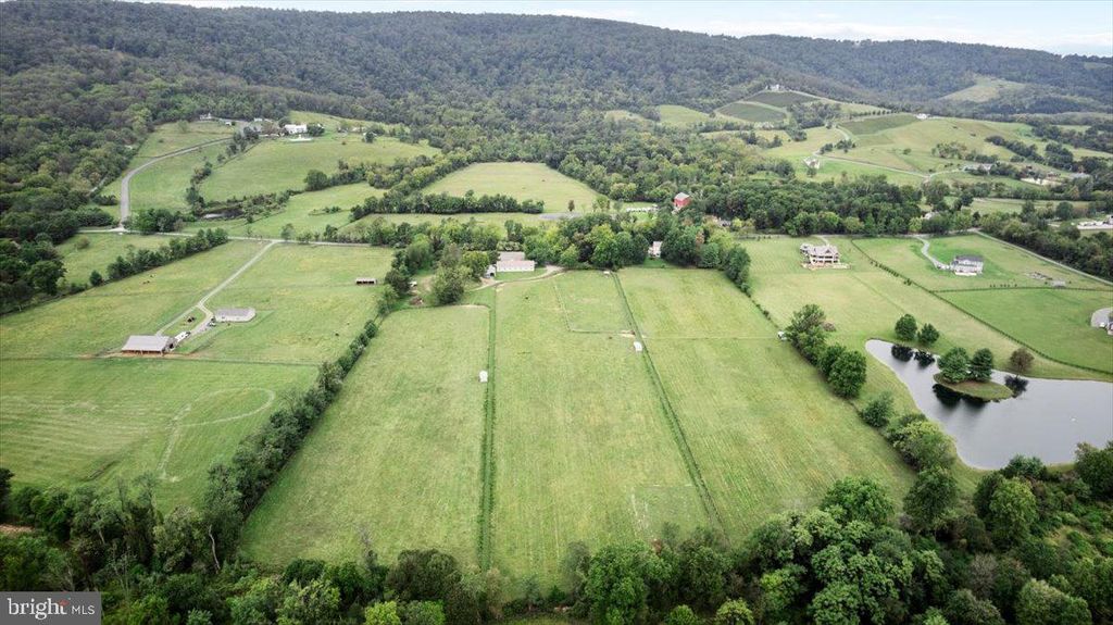 19606 RIDGESIDE RD, Bluemont, VA 20135