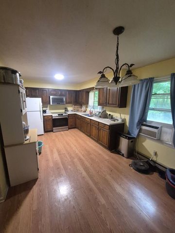 300 New Bethel Church Road Road, London, KY 40741