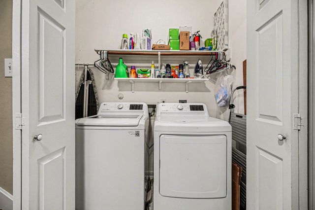 819 Davis Road, League City, TX 77573