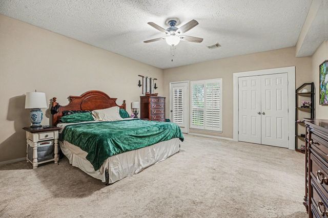 819 Davis Road, League City, TX 77573