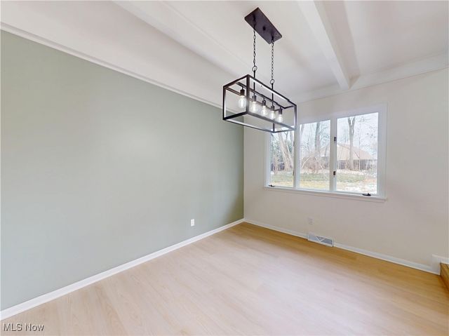 7453 Hollycroft Lane, Mentor, OH 44060