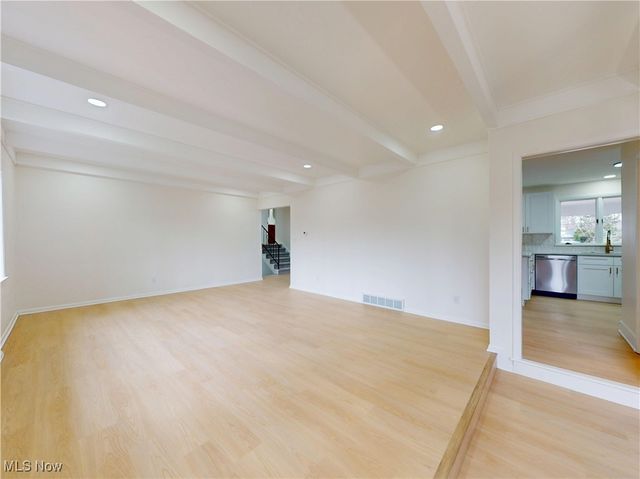 7453 Hollycroft Lane, Mentor, OH 44060