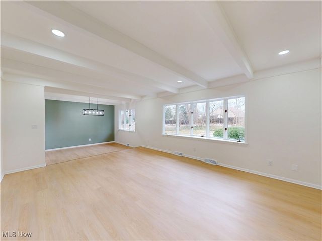 7453 Hollycroft Lane, Mentor, OH 44060