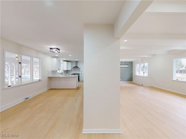 7453 Hollycroft Lane, Mentor, OH 44060