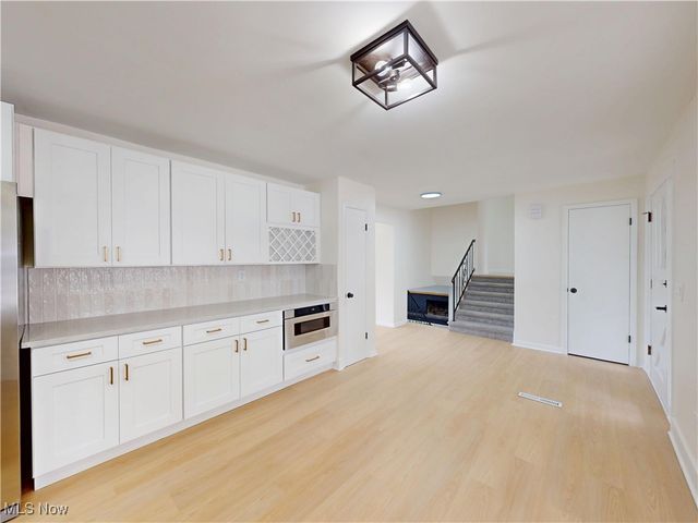 7453 Hollycroft Lane, Mentor, OH 44060