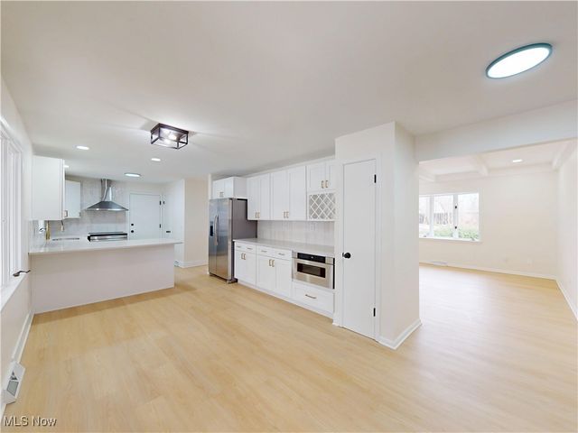 7453 Hollycroft Lane, Mentor, OH 44060