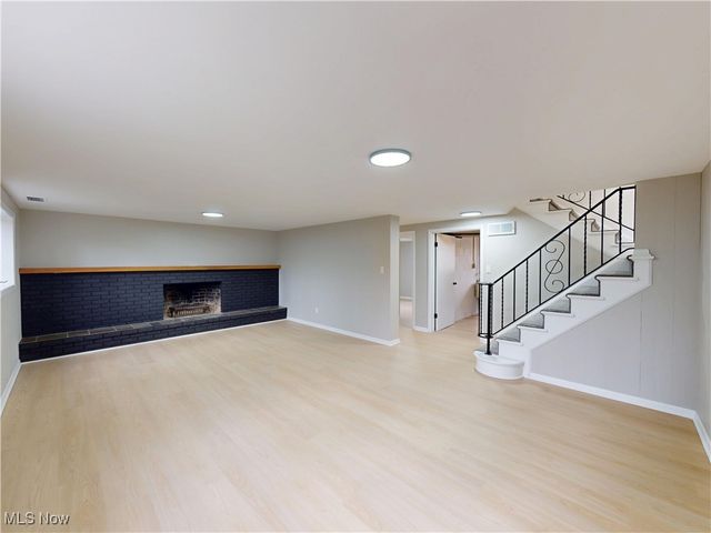 7453 Hollycroft Lane, Mentor, OH 44060