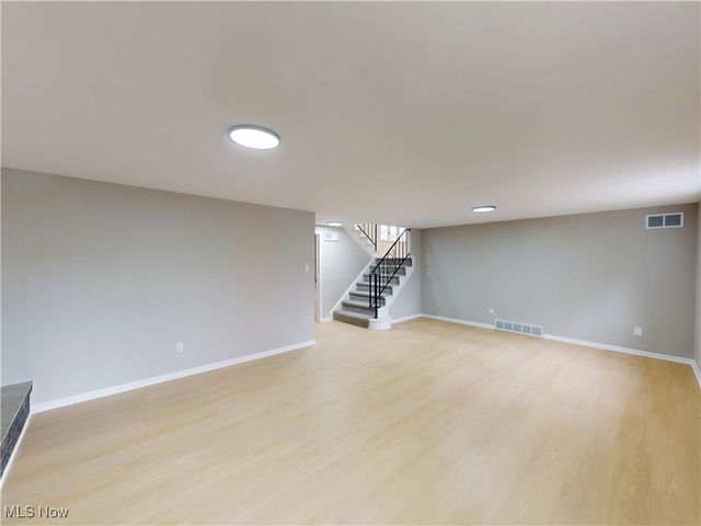 7453 Hollycroft Lane, Mentor, OH 44060