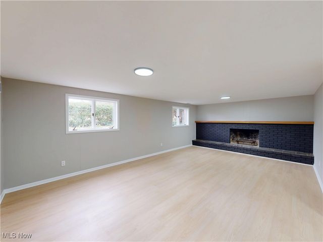 7453 Hollycroft Lane, Mentor, OH 44060