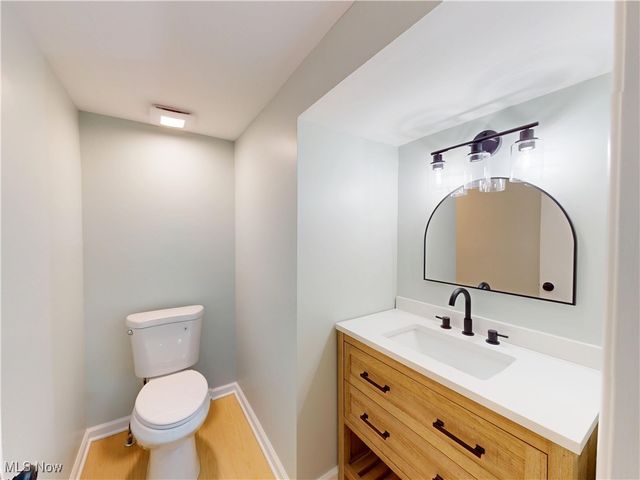 7453 Hollycroft Lane, Mentor, OH 44060