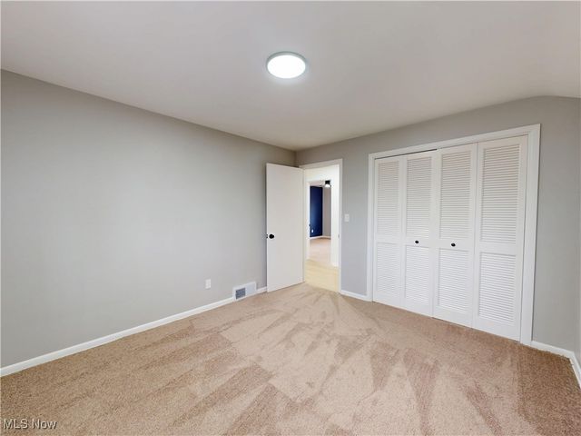 7453 Hollycroft Lane, Mentor, OH 44060