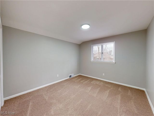 7453 Hollycroft Lane, Mentor, OH 44060