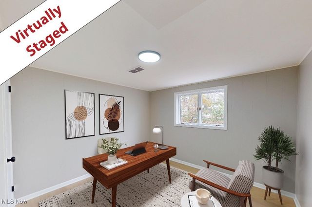 7453 Hollycroft Lane, Mentor, OH 44060