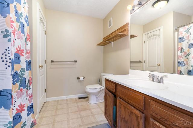 1575 Apple Court, Batavia Twp, OH 45102