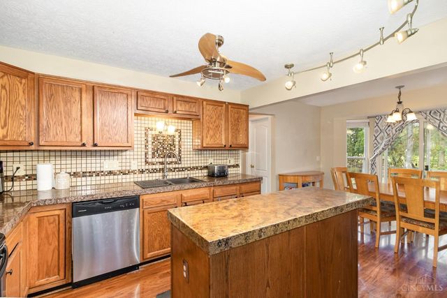 1575 Apple Court, Batavia Twp, OH 45102