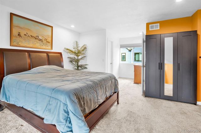 8921 W Yale Avenue, Lakewood, CO 80227