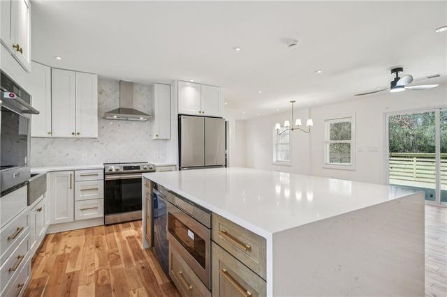 2428 Peeler Road, Atlanta, GA 30338