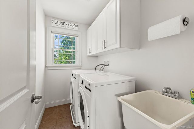 1801 Gerald Avenue, East Meadow, NY 11554