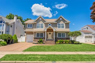 1801 Gerald Avenue, East Meadow, NY 11554