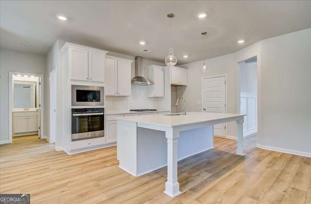 416 Hatcher Court, Hampton, GA 30228