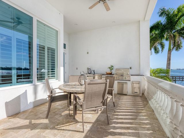 1500 CARIBBEAN DRIVE, Sarasota, FL 34231