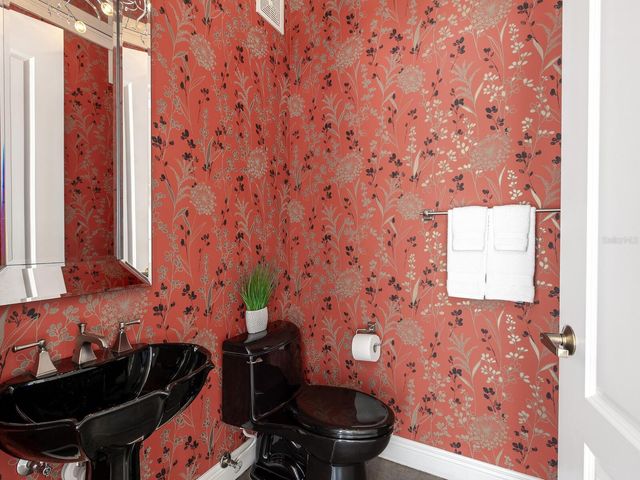 1500 CARIBBEAN DRIVE, Sarasota, FL 34231