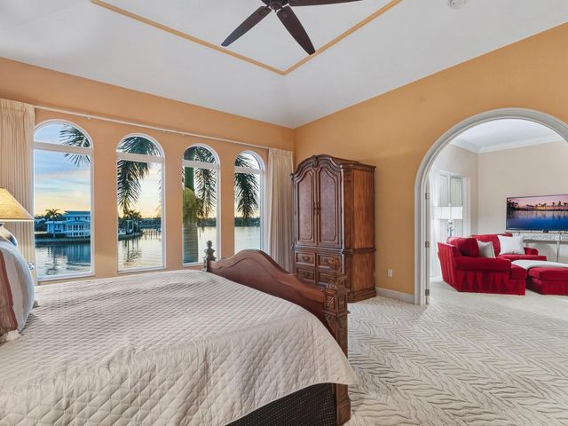 1500 CARIBBEAN DRIVE, Sarasota, FL 34231