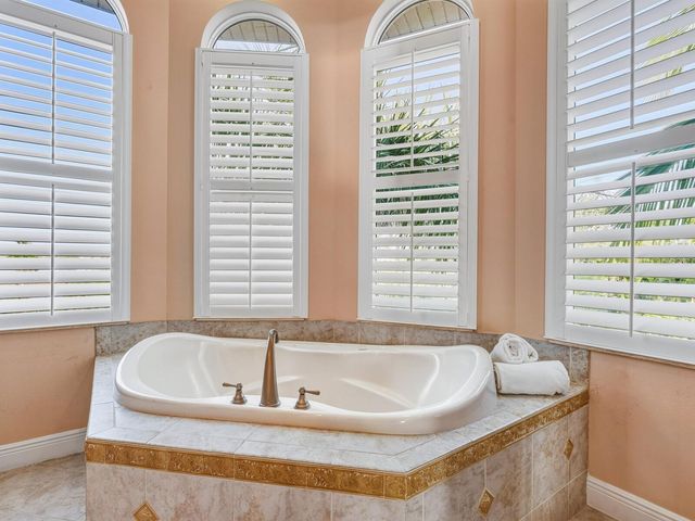 1500 CARIBBEAN DRIVE, Sarasota, FL 34231