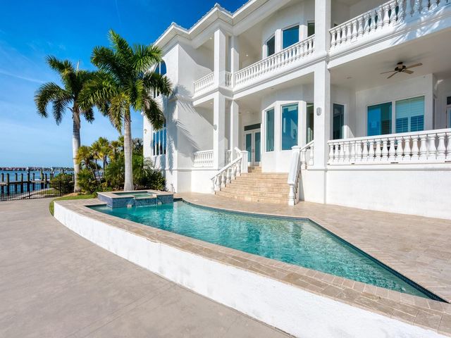 1500 CARIBBEAN DRIVE, Sarasota, FL 34231