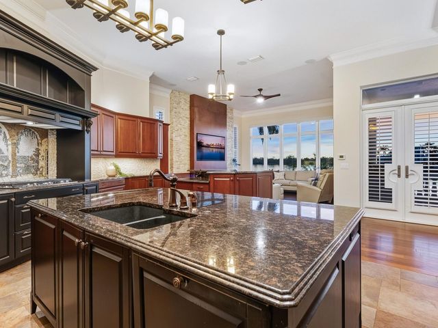 1500 CARIBBEAN DRIVE, Sarasota, FL 34231